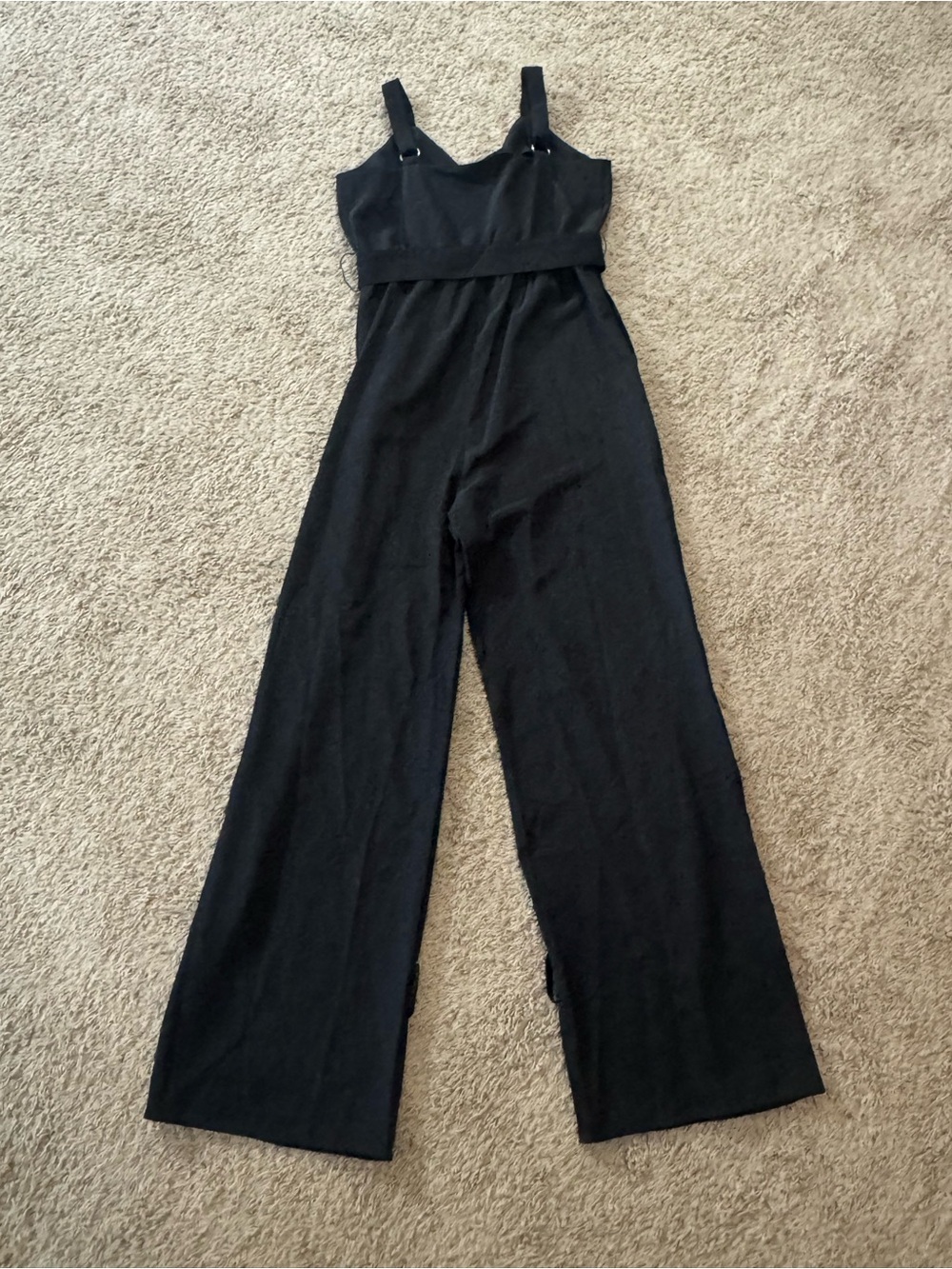 entro Black V-Neck Wide Leg Jumpsuit - Picture 4 of 5